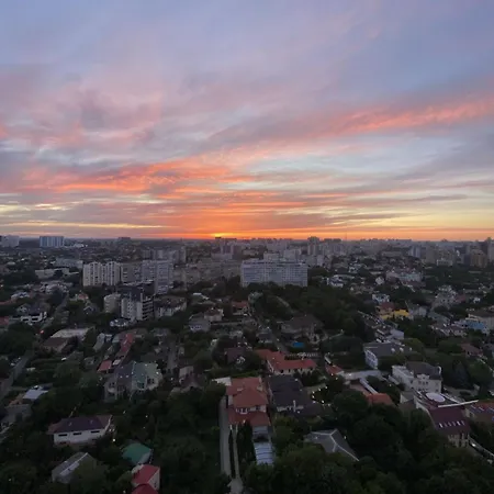 аркадия, каманина,квартира с террасой с видом на море * Odesa
